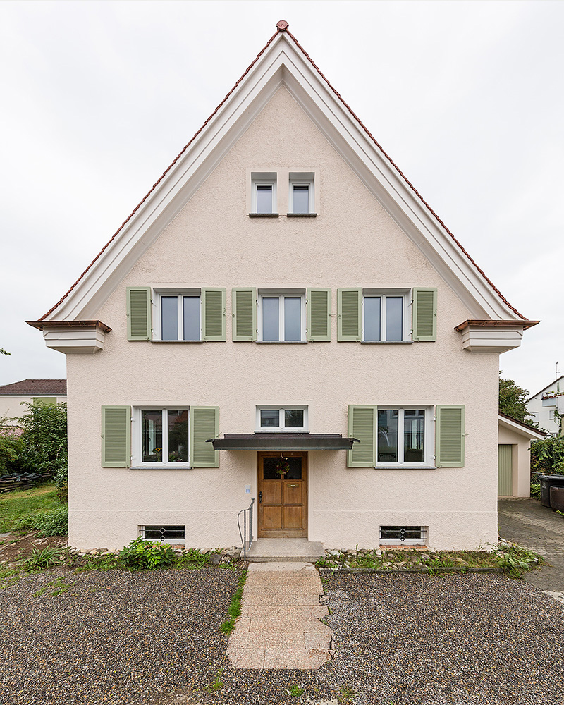 Kernsanierung mit Dachausbau EFH 1930-er Jahre in Langenargen von Christine Köhle | Architekturfotografie Bodensee
